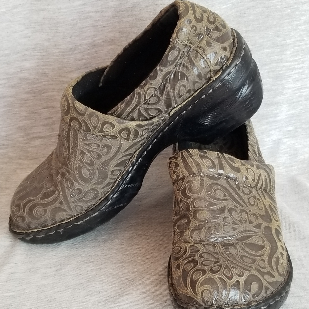 BOC SHOES
